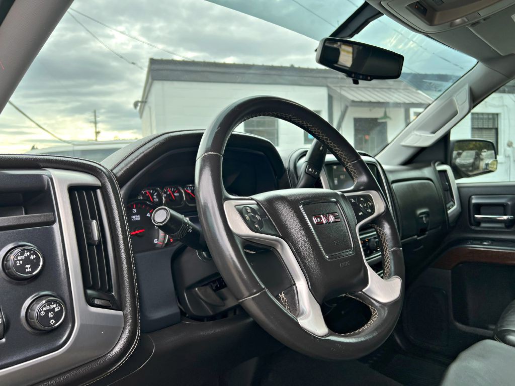 2015 GMC Sierra Image 8