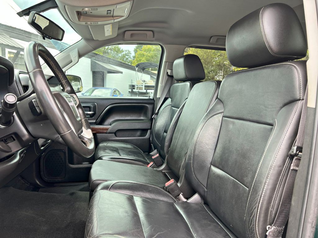 2015 GMC Sierra Image 9