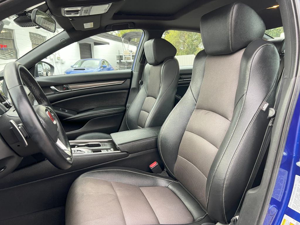 2019 Honda Accord Image 9