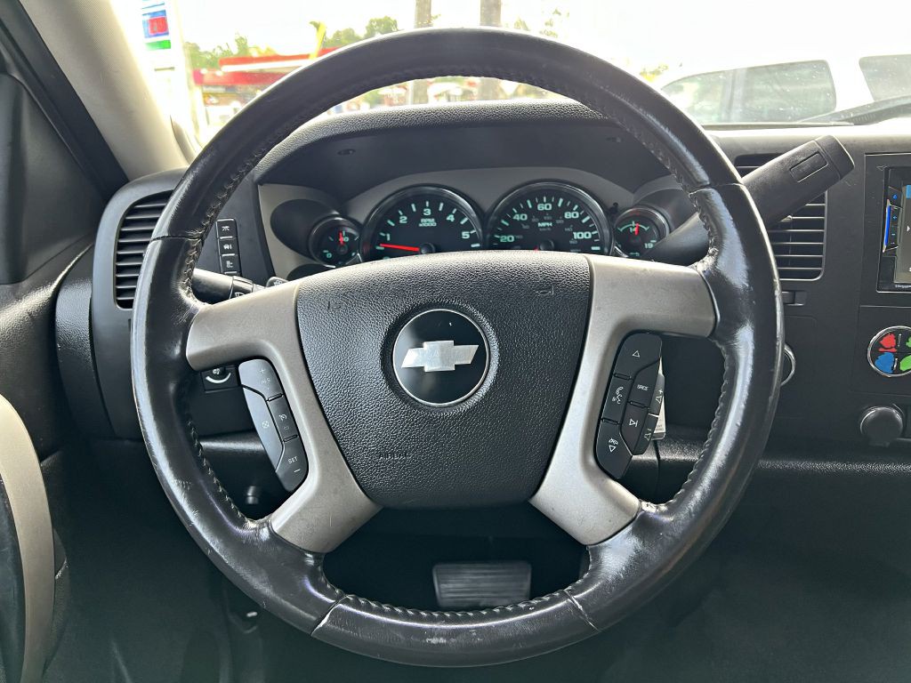 2013 Chevrolet Silverado 1500 Image 17