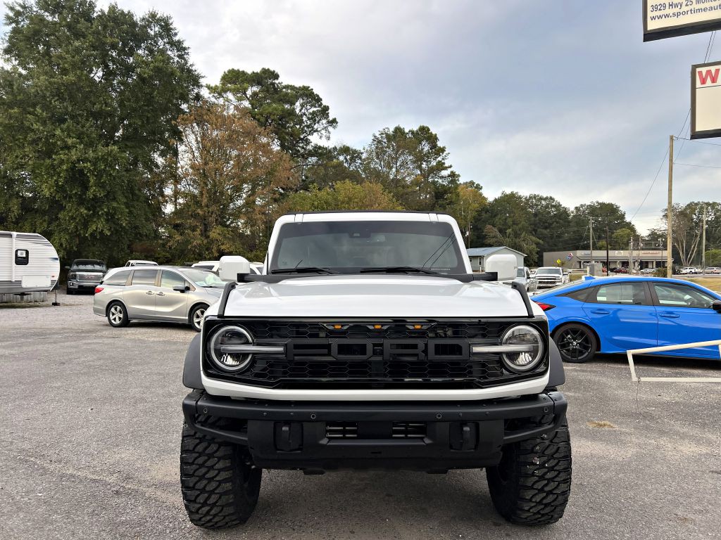 2022 Ford Bronco Image 3