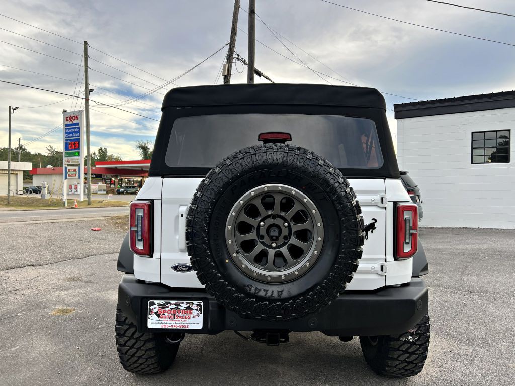 2022 Ford Bronco Image 6