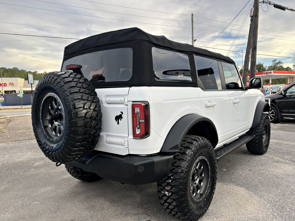 2022 Ford Bronco Image 7