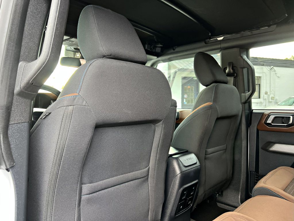 2022 Ford Bronco Image 10