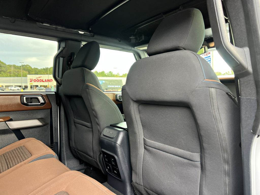 2022 Ford Bronco Image 12