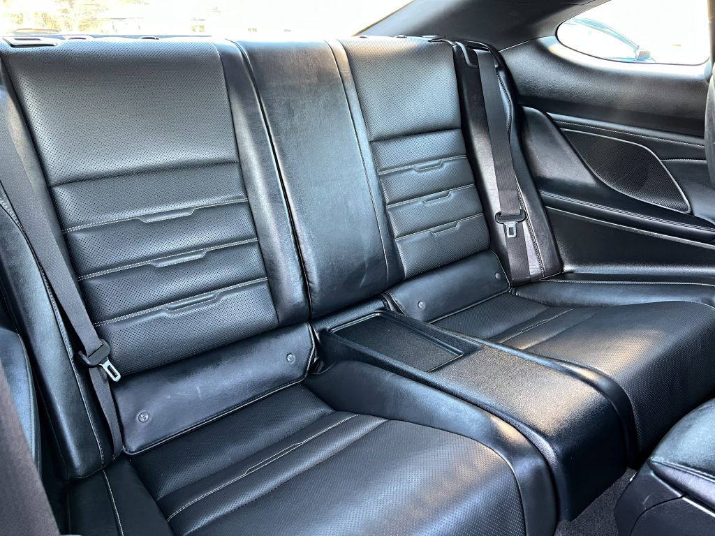 2017 Lexus RC Image 11