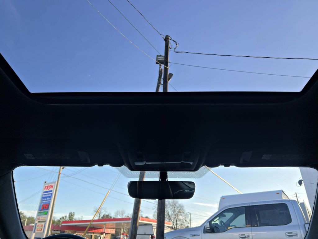 2017 Lexus RC Image 14