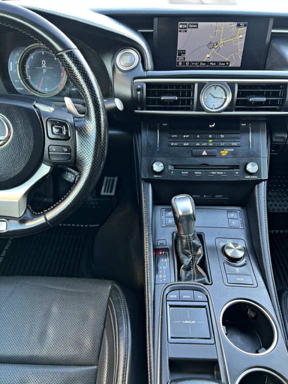 2017 Lexus RC Image 15