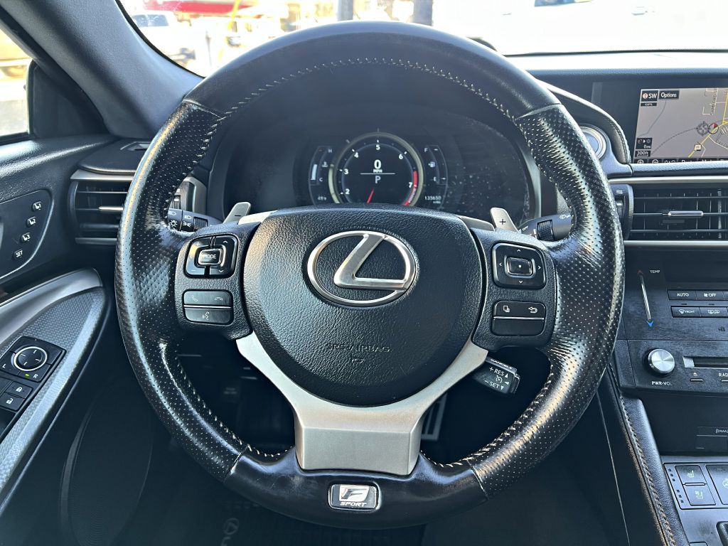 2017 Lexus RC Image 17