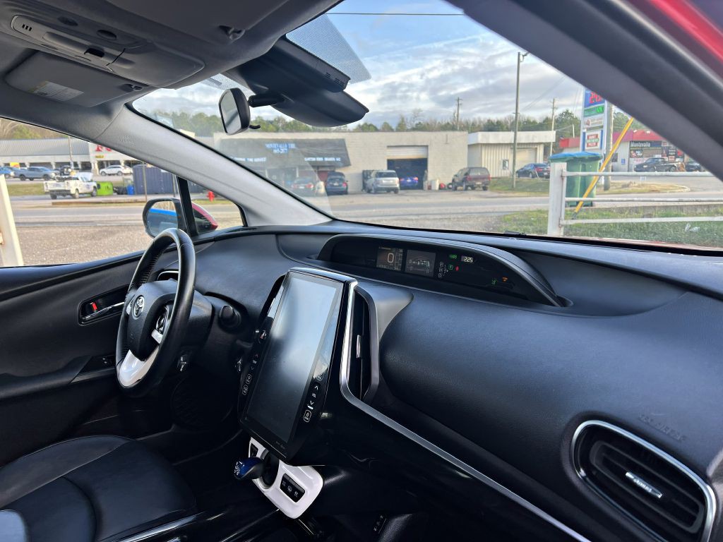 2017 Toyota Prius Image 14