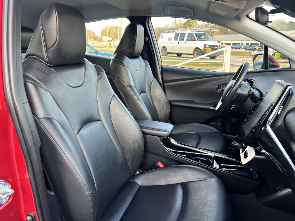 2017 Toyota Prius Image 15