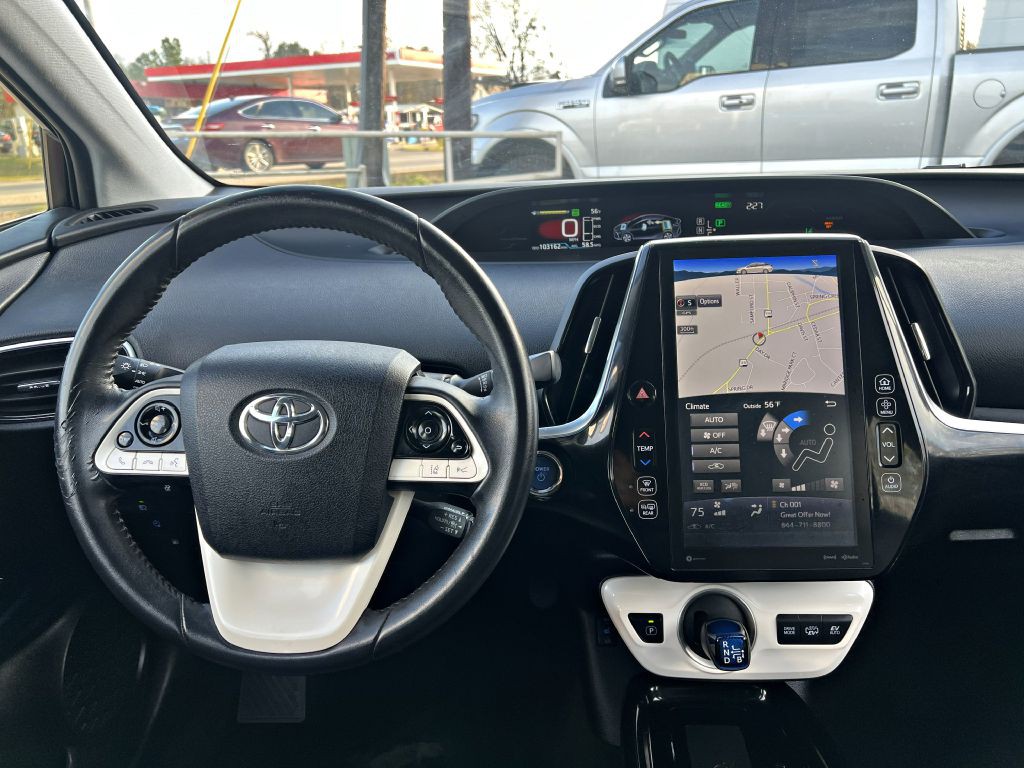 2017 Toyota Prius Image 16