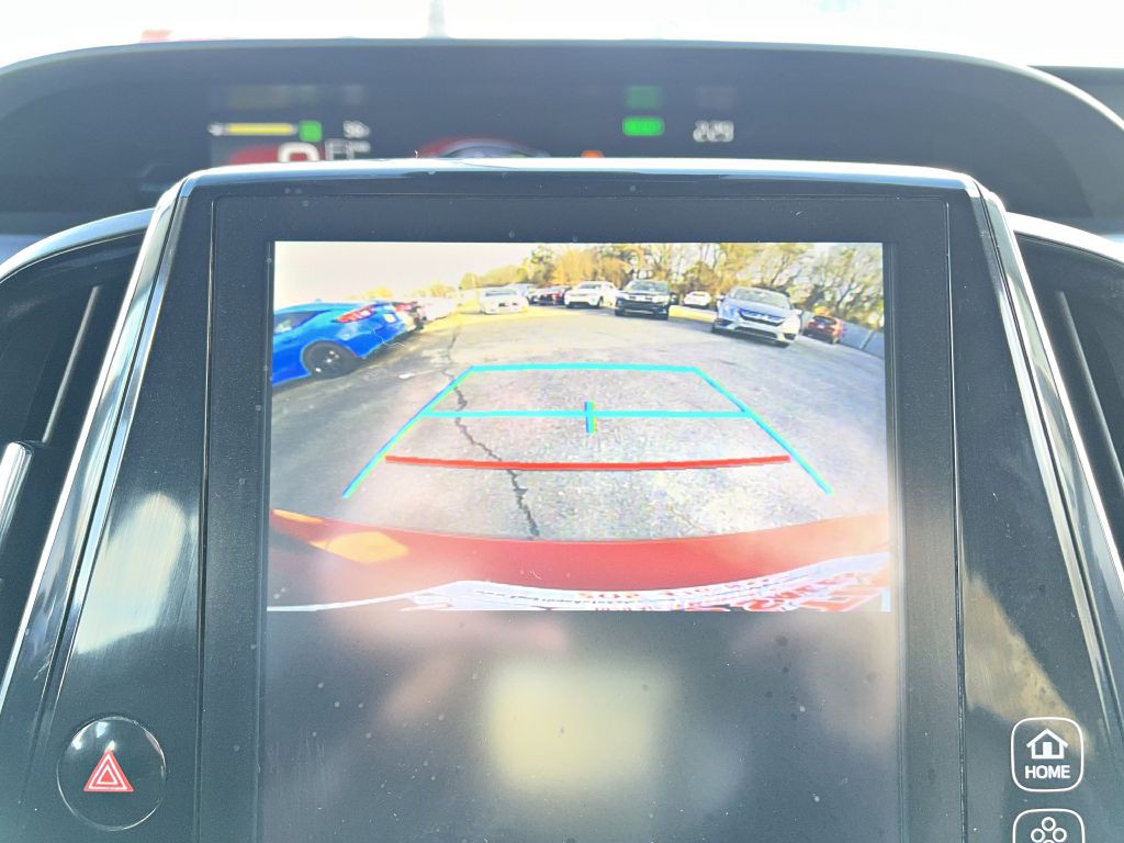 2017 Toyota Prius Image 19