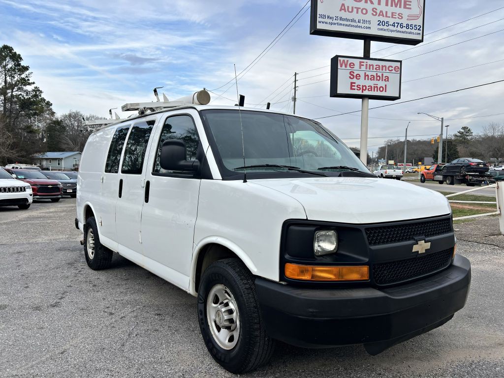2013 Chevrolet Express Image 2