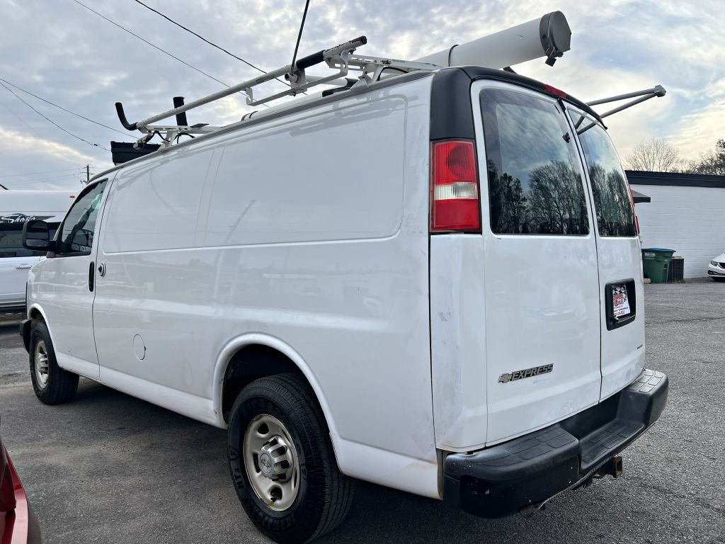 2013 Chevrolet Express Image 5