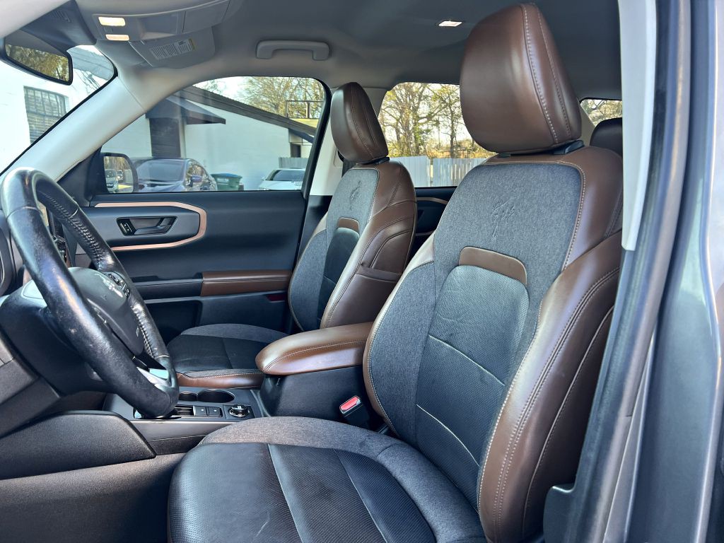 2021 Ford Bronco Image 9