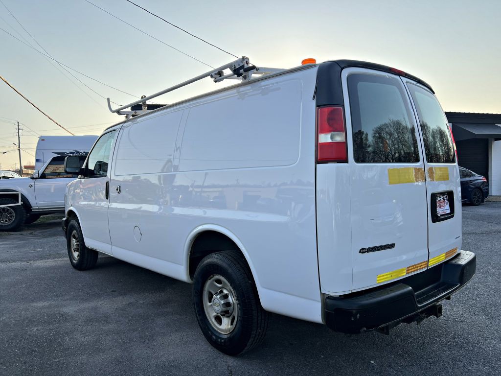 2013 Chevrolet Express Image 5