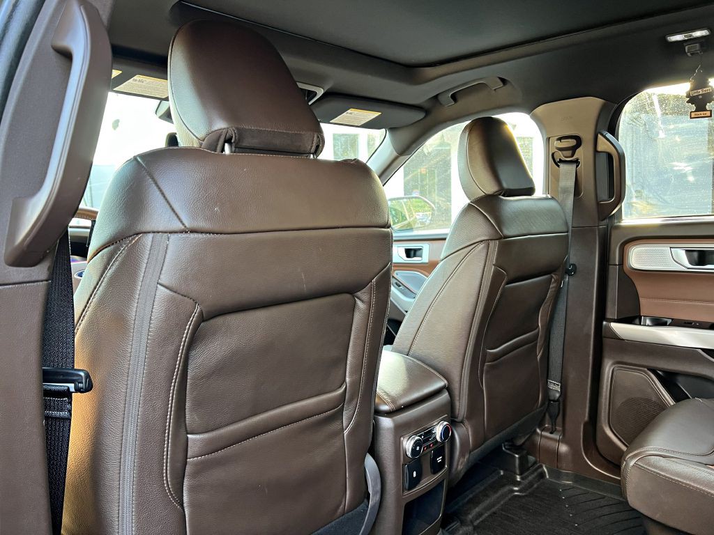 2021 Ford Explorer Image 10