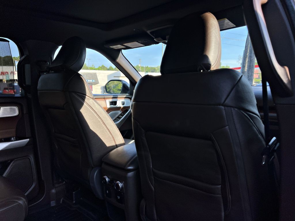 2021 Ford Explorer Image 12