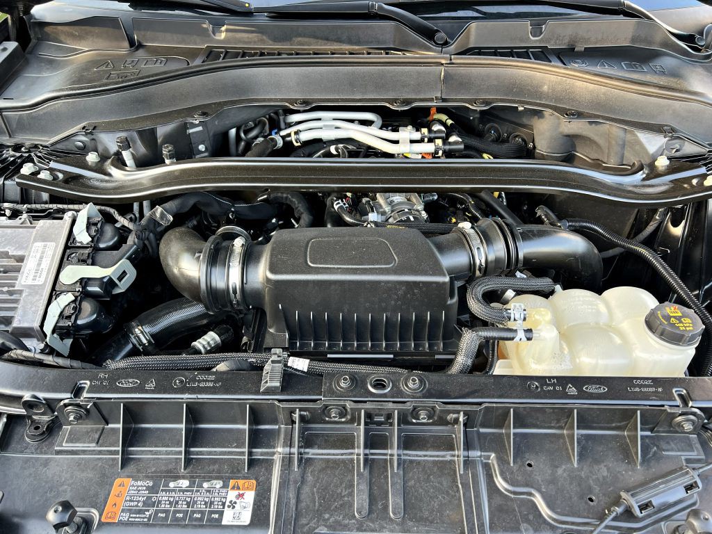 2021 Ford Explorer Image 25