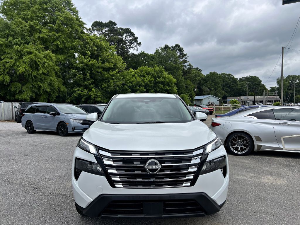 2024 Nissan Rogue Image 3