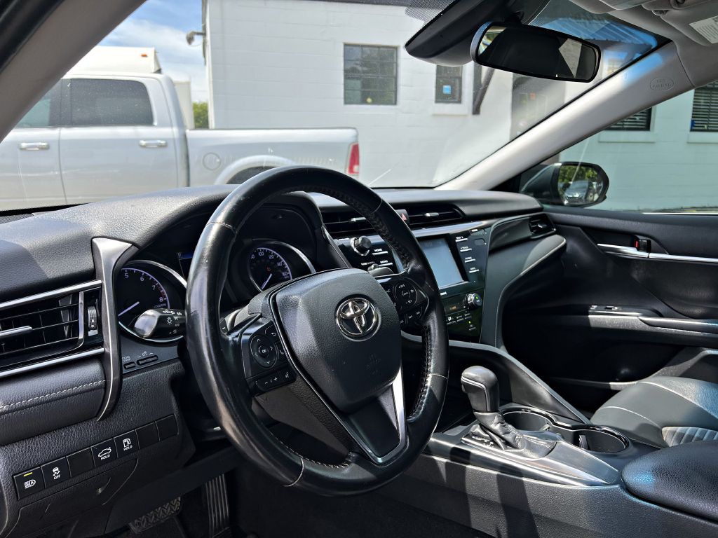 2020 Toyota Camry Image 9