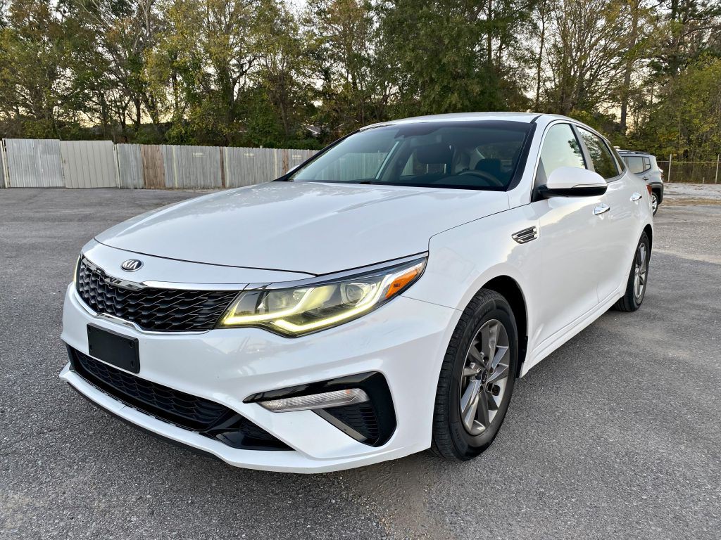 2020 Kia Optima Image 4