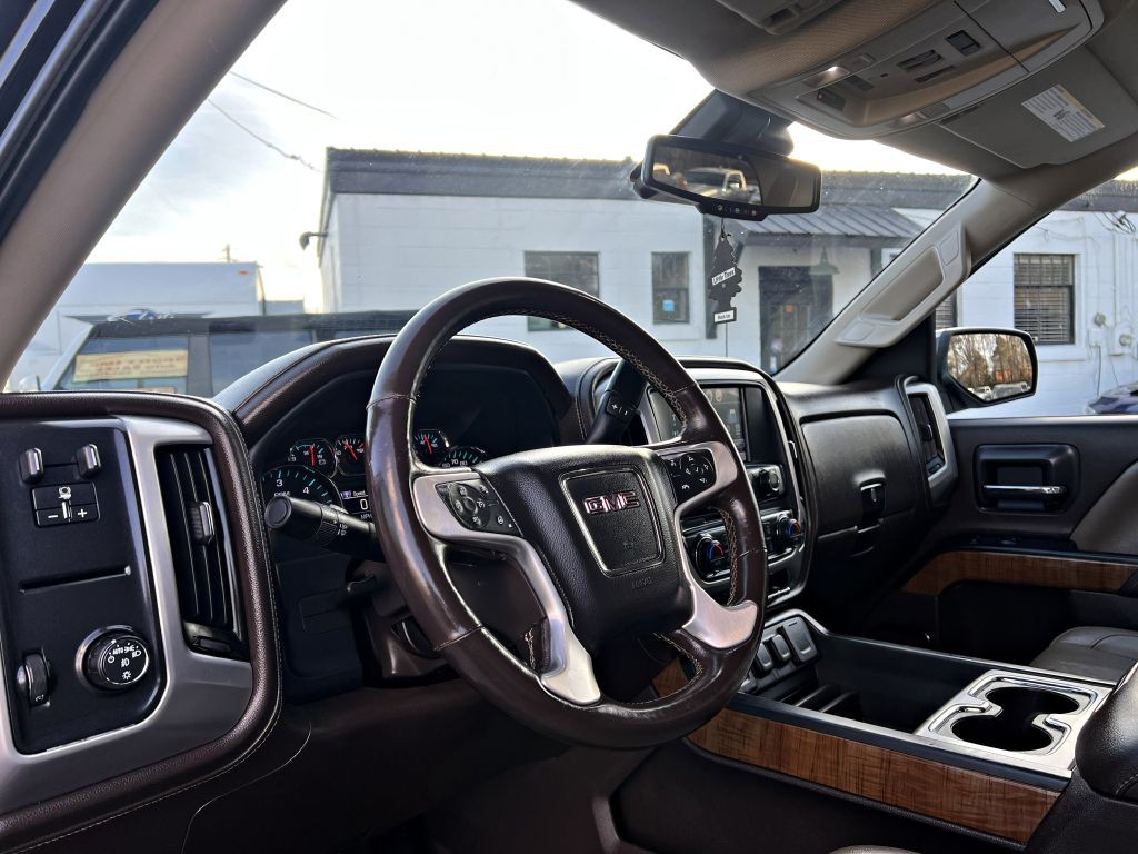2017 GMC Sierra Image 8
