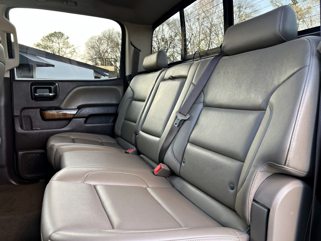 2017 GMC Sierra Image 11