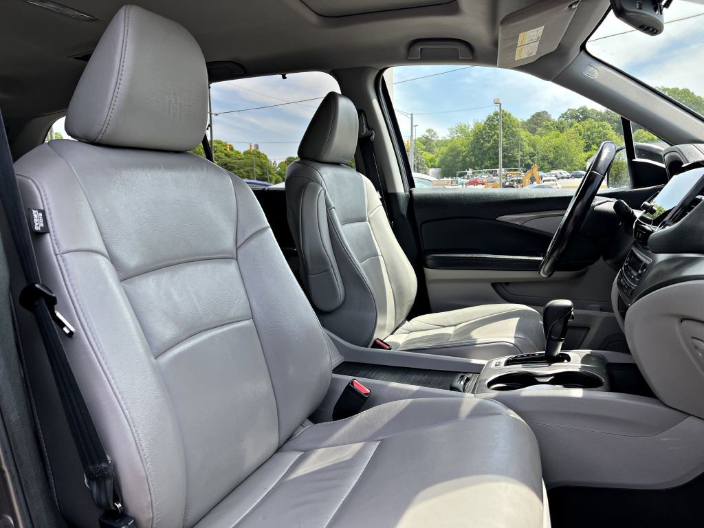2019 Honda Pilot Image 16