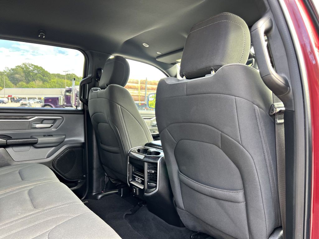 2021 RAM 1500 Image 12