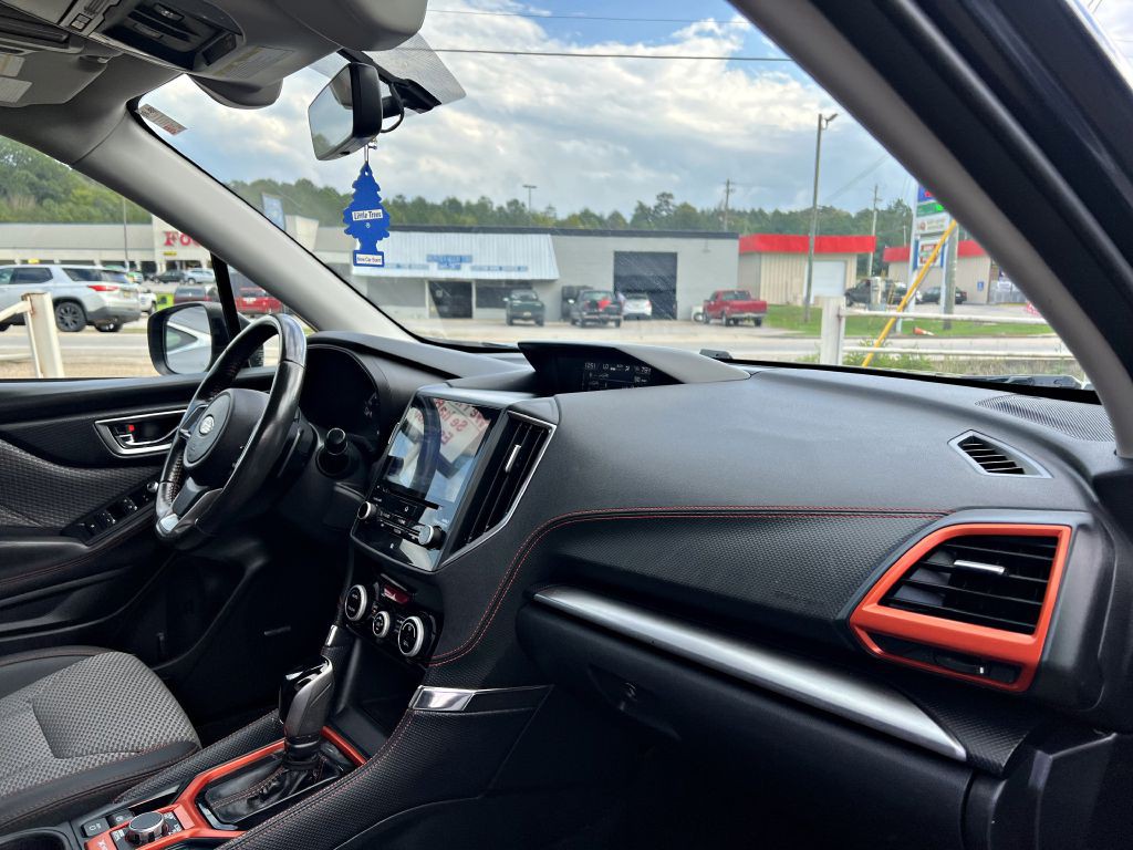 2019 Subaru Forester Image 14
