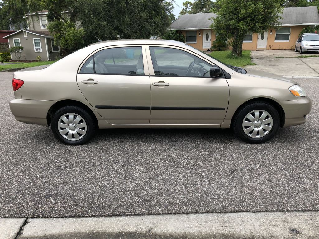 2004 Toyota Corolla Image 4