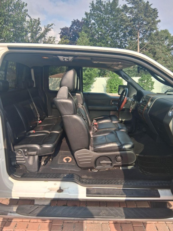 2004 Ford F-150 Image 4