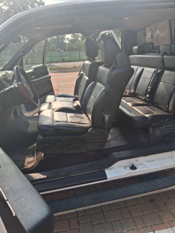 2004 Ford F-150 Image 5