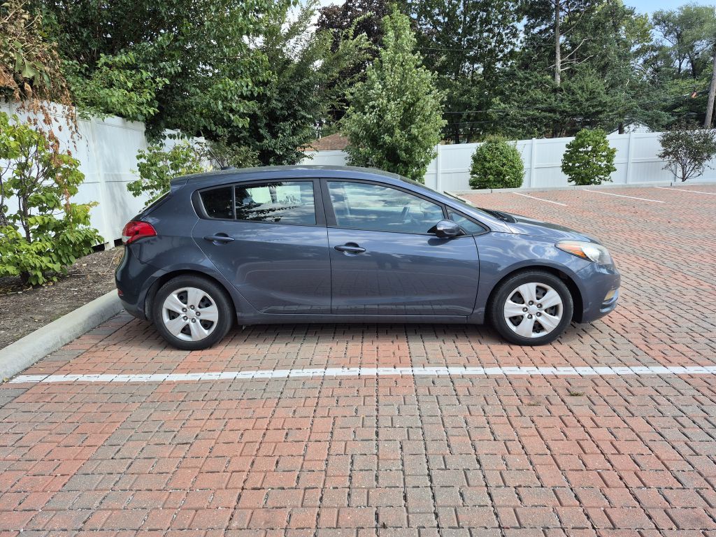 2016 Kia Forte Image 7