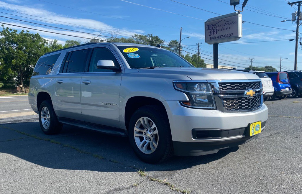 2015 Chevrolet Suburban Image 1