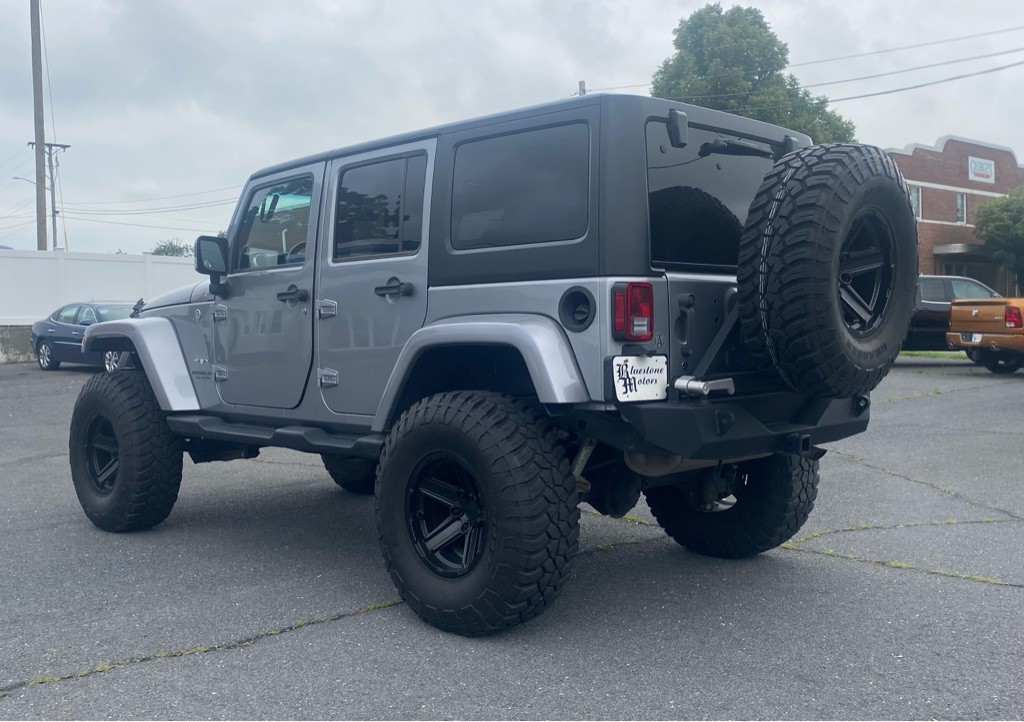 2016 Jeep Wrangler Unlimited Image 3