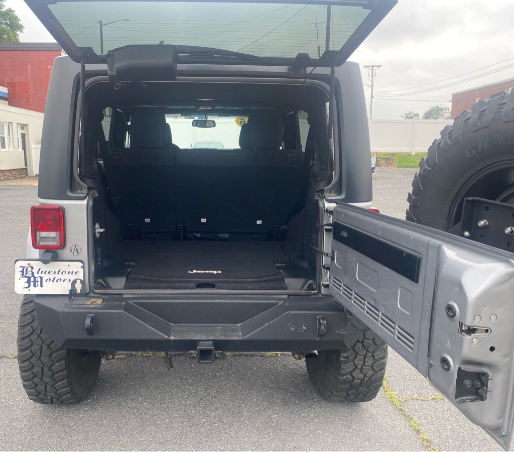 2016 Jeep Wrangler Unlimited Image 12
