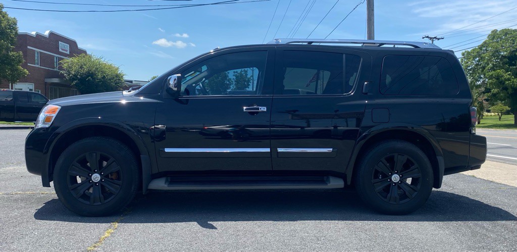 2015 Nissan Armada Image 4