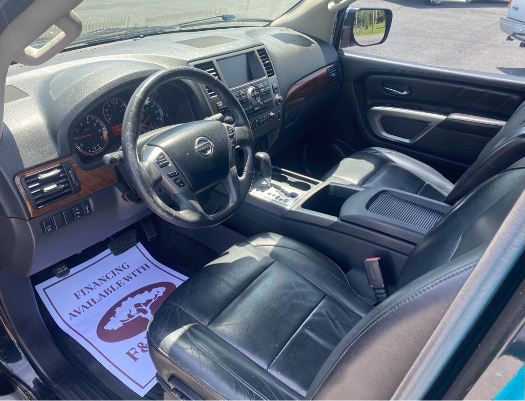 2015 Nissan Armada Image 6