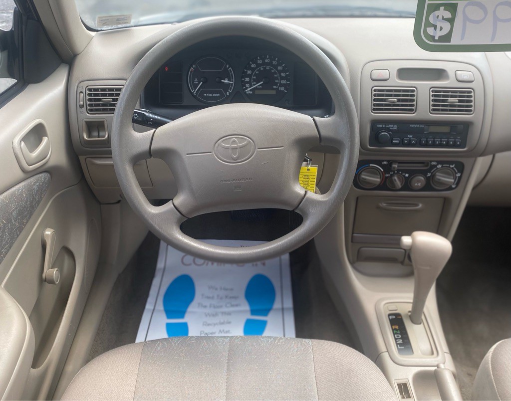 1998 Toyota Corolla Image 11