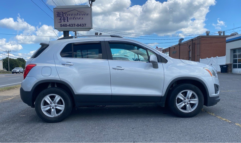 2015 Chevrolet Trax Image 2