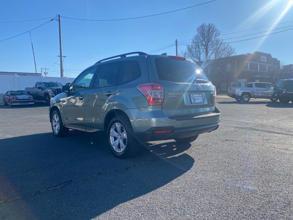 2016 Subaru Forester Image 3
