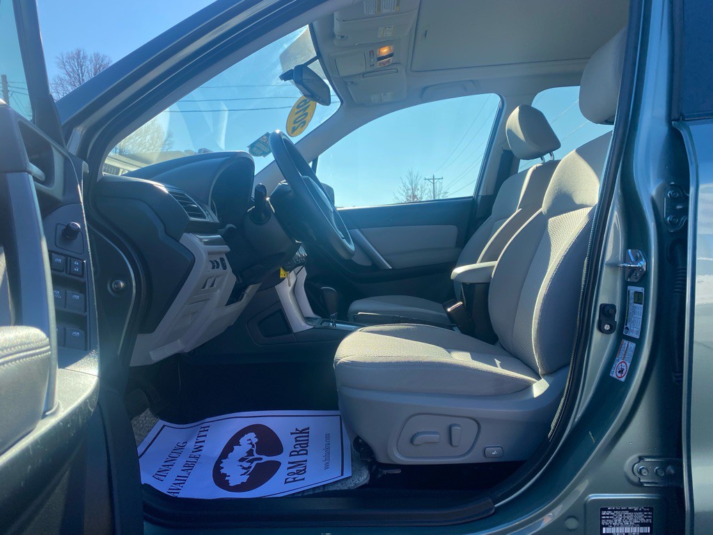2016 Subaru Forester Image 5