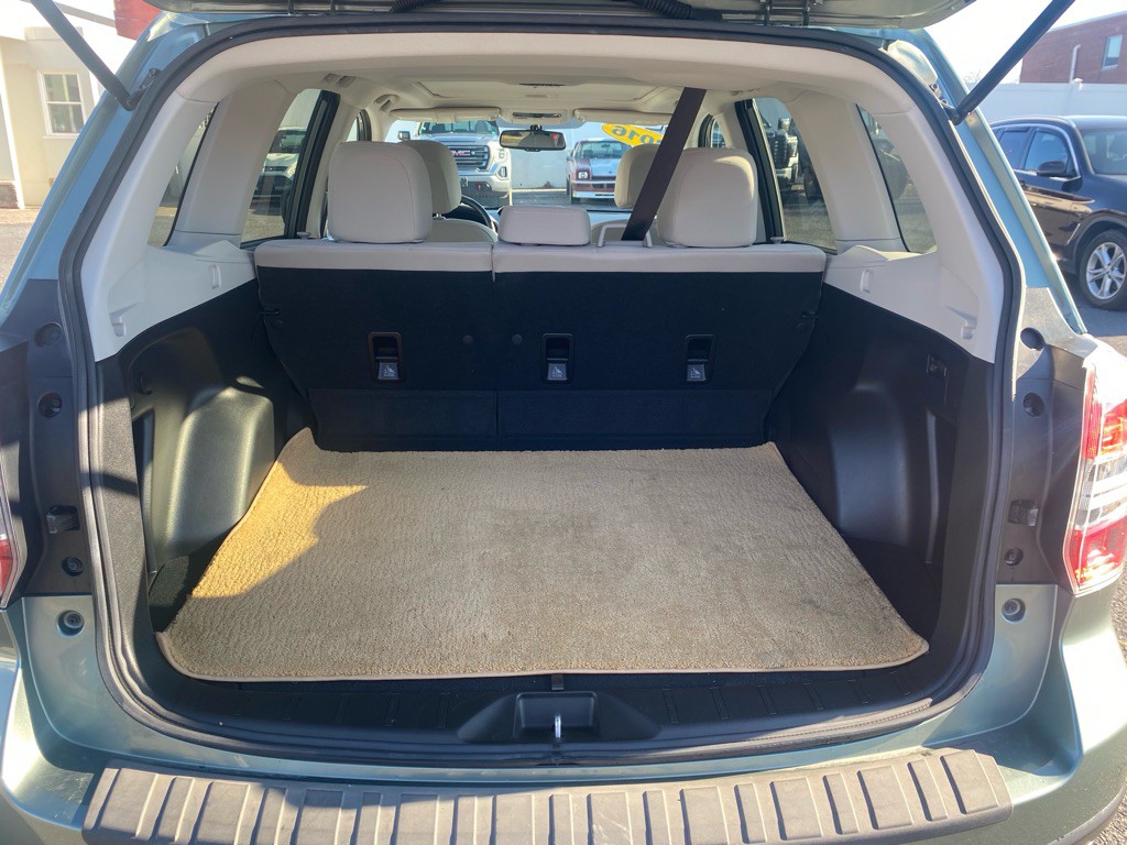 2016 Subaru Forester Image 11