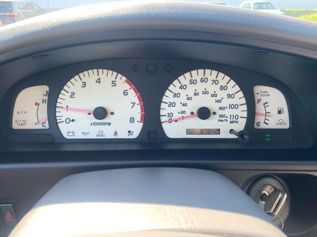 2004 Toyota Tacoma Image 10