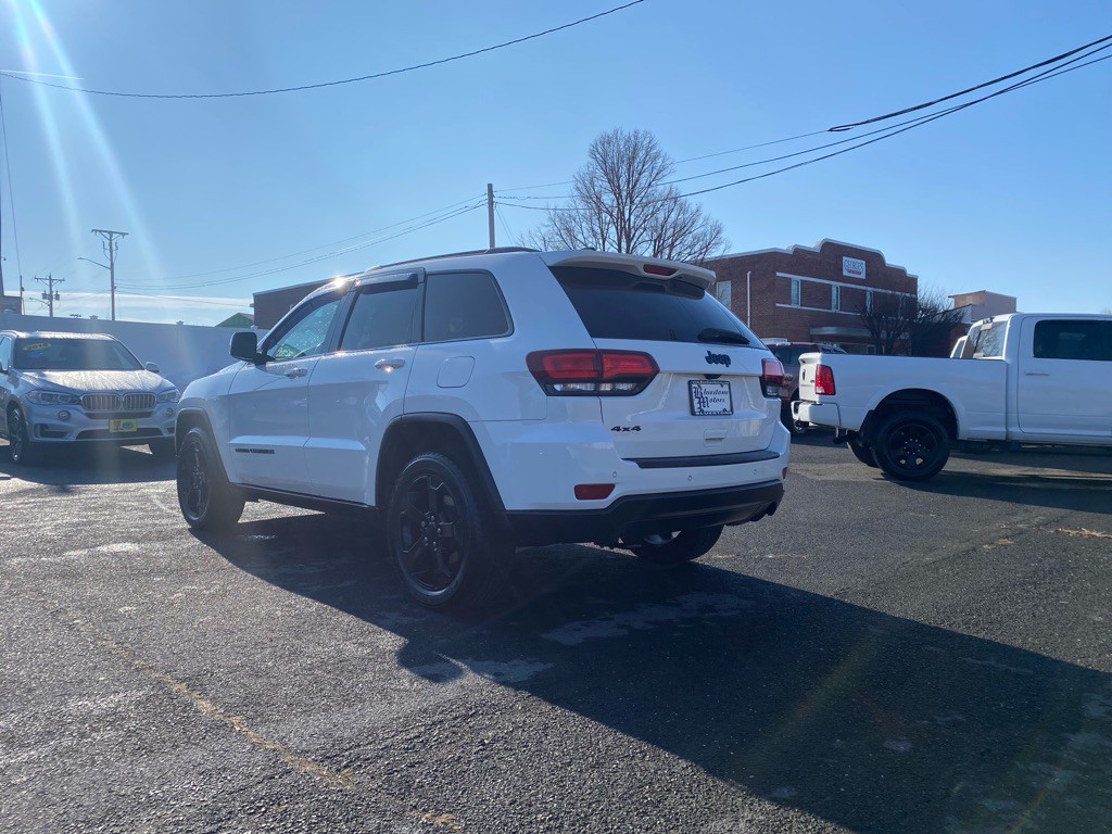 2018 Jeep Grand Cherokee Image 3