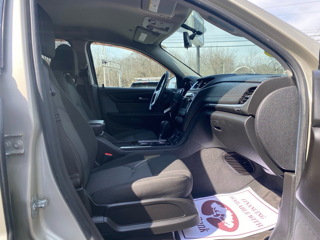 2016 Chevrolet Traverse Image 8