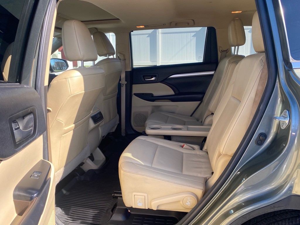 2018 Toyota Highlander Image 7